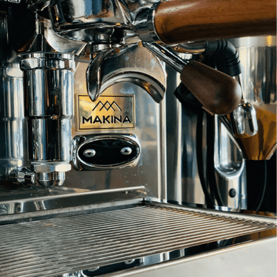Close-up of the MAKINA logo on the front of the S7 Pro-PID