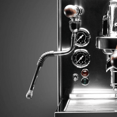Steam wand and pressure gauges of the MAKINA S7 Pro-PID